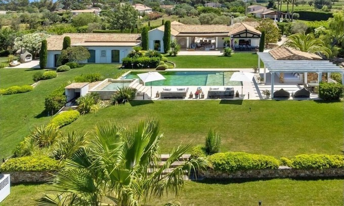 Ramatuelle House | Luxury Villa in St Tropez area