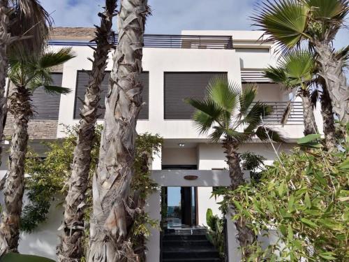 Tamariss Villa | Luxury Villa Jack Beach Resort Ocean Oasis View Panoramic