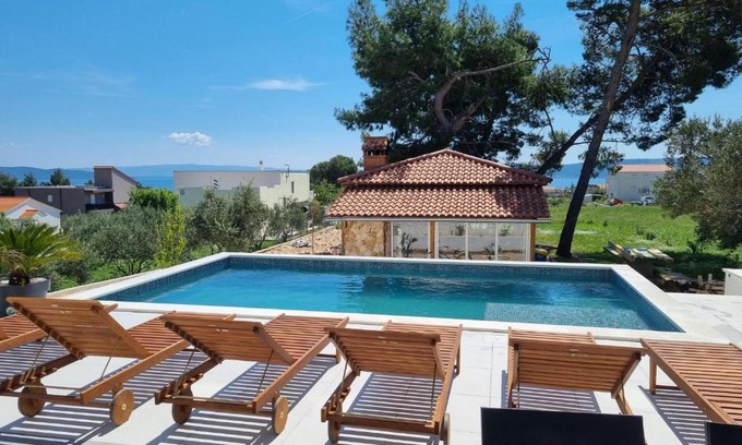 Rudine Villa | Luxury Villa Lea
