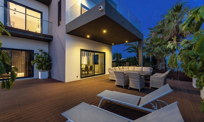 Sitio de Calahonda Villa | Luxury Villa Near Marbella: Heated Pool, Sauna, 5min Walk to Beach