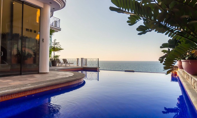 Mismaloya Villa | Luxury Villa, Ocean Front, 10 BRs, Pool, Jacuzzi, Chef, Concierge Service, Staff
