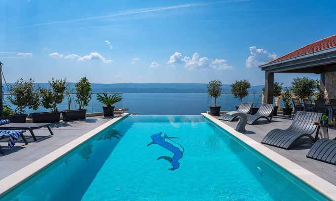Stanici Villa | Luxury Villa POCRNJA with private heated pool, jacuzzi, sauna and pool table