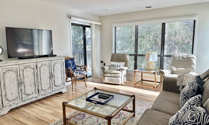Palmetto Dunes Condo | LUXURY VILLA STEPS TO BEACH, POOL & TENNIS COURTS HILTON HEAD