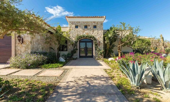 Los Cabos Villa | Luxury Villa w/4 Bedrooms, Private Pool, Jacuzzi, Outdoor Space for Large Groups