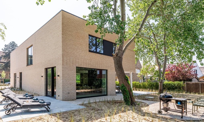 Koksijde Villa | Luxury villa with quiet location near the sea