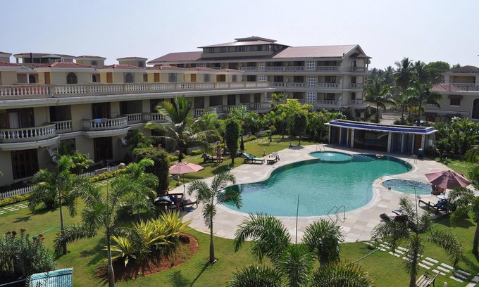 Benaulim Villa | Luxury Villa with Large Swimming Pool, close to beach. Taj Exotica nearby.