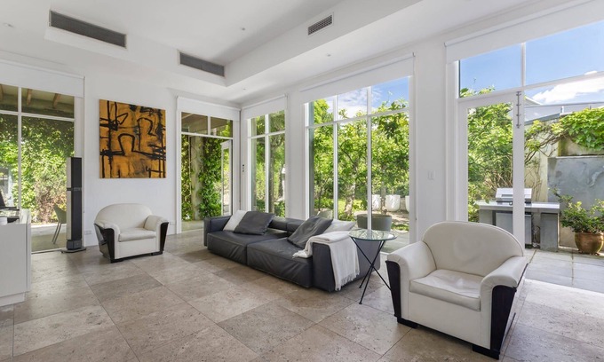 St Kilda West House | Luxury Villas Haven on Loch (Pet Friendly)