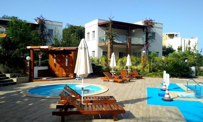 Yalikavak Villa | Luxury VIP 3 Bedroom Holiday Villa With Private Garden And Communal Pool.