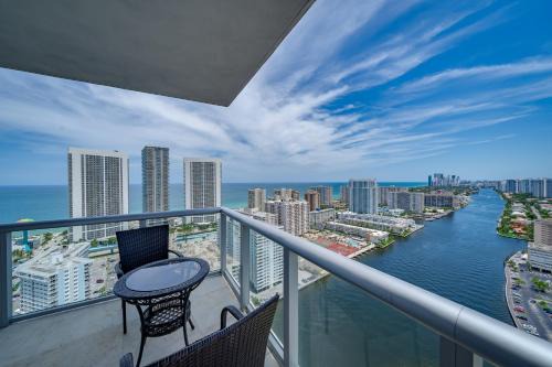 Hallandale Beach Apartment | Luxury Waterfront Suite with Great Views