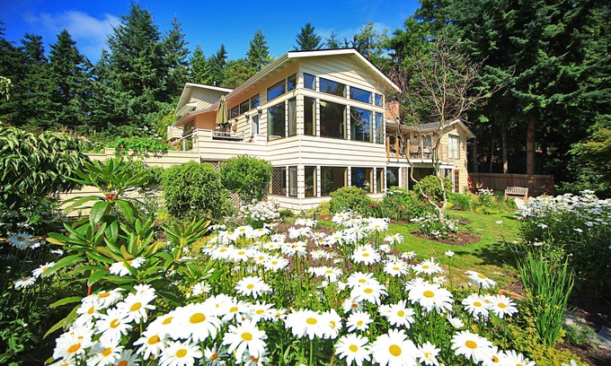 Langley House | Luxury waterfront home - piano, billiards, fireplace, gourmet kitchen and more!