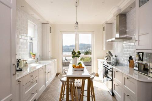 Ringaskiddy Villa | Luxury Waterfront House