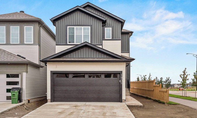 West Edmonton House | Luxury west end escape
