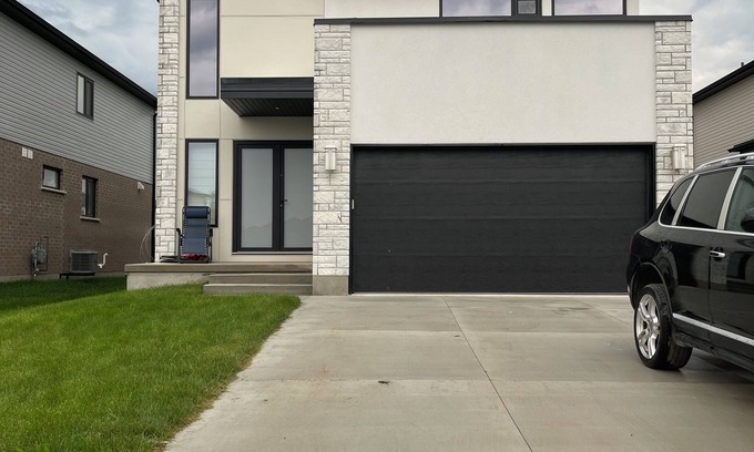 Middlesex Centre House | Luxury with comfort