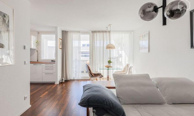 Boeblingen Apartment | Luxus 3-Zimmer Apartment mit Balkon & Homeoffice & Parkplatz in TOP-Lage nahe an Mercedes-Benz mit Kinderbetten
