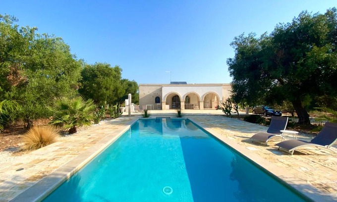 Carovigno Villa | LUXUS VILLA WITH SWIMMINGPOOL, 1-6 p., CAROVIGNO