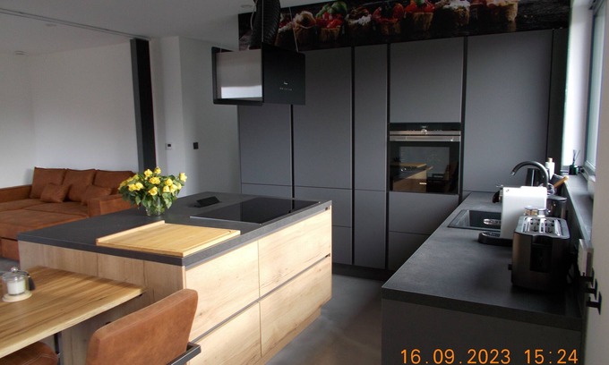 Eppendorf Apartment | Luxuswohnung 90qm im Herzen vom Schönen Bochum-eppendorf, Tageweise Mietbar