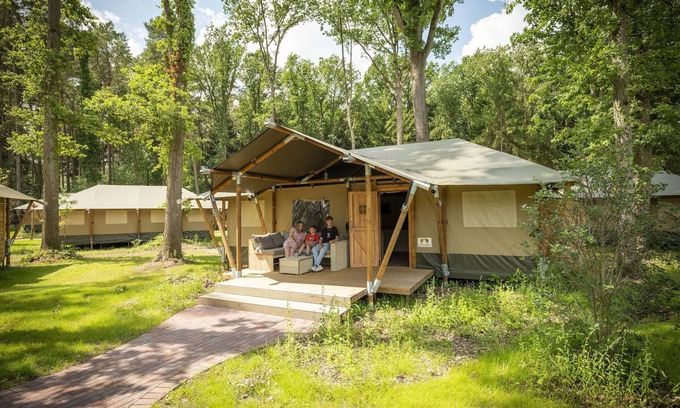 Hodenhagen RV Rental | Luxuszelt im Serengeti Park