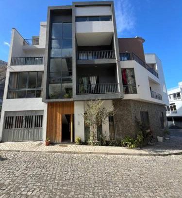Paul House | Luz d'Sol - Residencial Familiar
