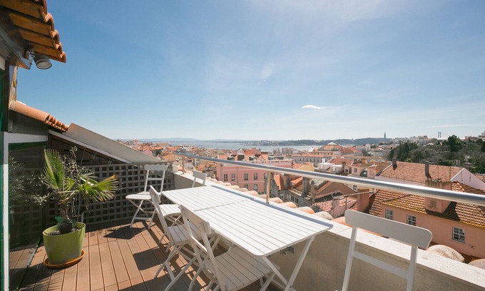 Sao Bento Apartment | LV Premier P.Real PI1- Central/River Views/Terrace