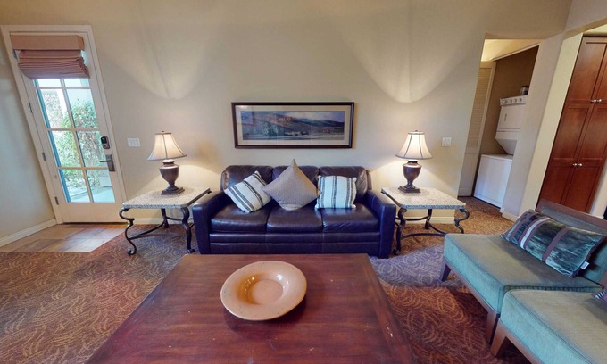 La Quinta Apartment | LV111 One Bedroom Legacy Villa Near Main Pool