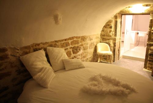 Old Lyon Apartment | Ly'Ove
