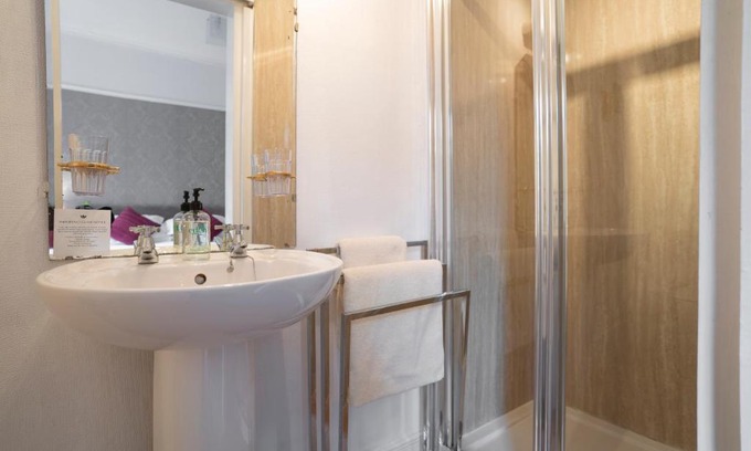 Ambleside House | Lyndale Guest House