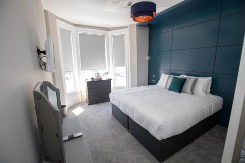 Southport House | Lynwood House