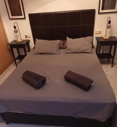 San Felipe Neri Apartment | Málaga Parras home
