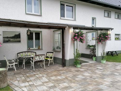 Wunsdorf Hotel | "Märkische Traube" idyllisches Gästehaus für Selbsversorger