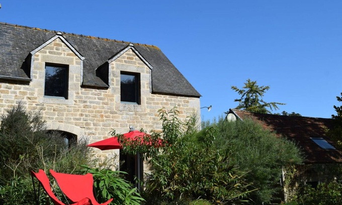 Le Vieux-Marche House | Métairie du Manoir Comfortable holiday residence