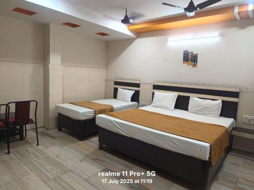 Railway New Colony Hotel | M R Hotels