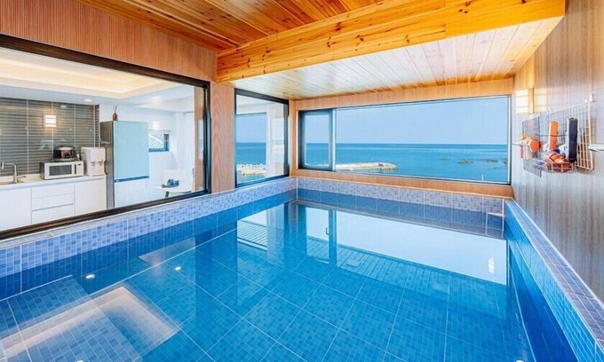 Pohang House | M Stay Pool Villa
