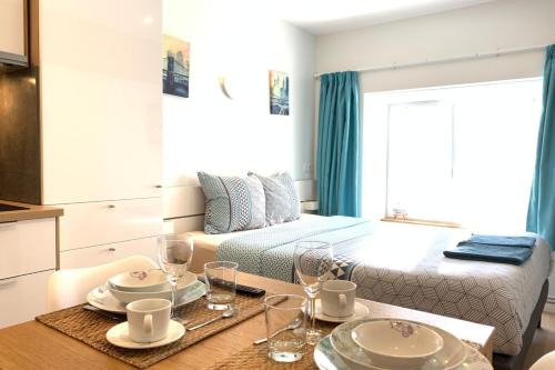Quartier Centre Ville Apartment | M11 Le vieux MassyRER600mOrly20 minNetflixNeuf