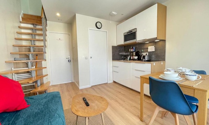 Quartier Massy-Opera I Apartment | M8 Le vieux MassyRER600mOrly20 minNetflixNeuf