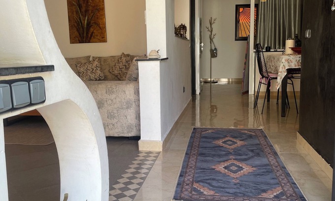 Oulad Hassoune Villa | Villa Coquette Avec Piscine Chauffée