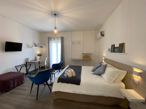 Cefalu House | Ma&Mi Light Rooms