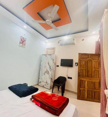 Varanasi House | MAA Villa's