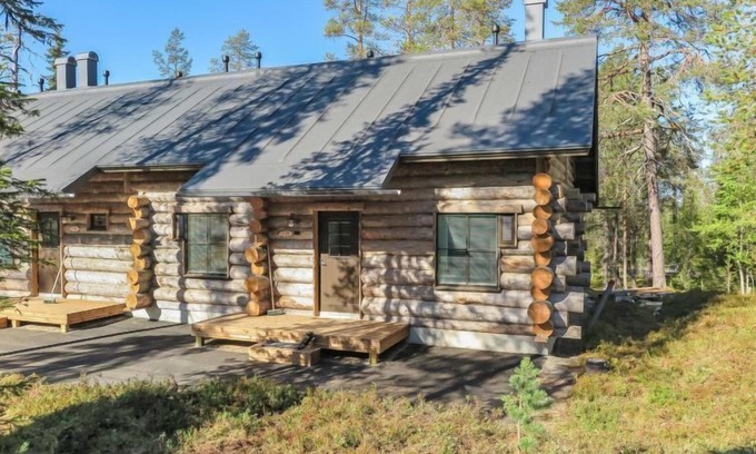 Akaslompolo House | Maahisenrinne 3 F 25 by Interhome