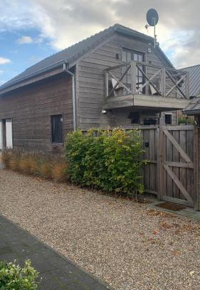 Maaseik Cabin | Maas Lodge