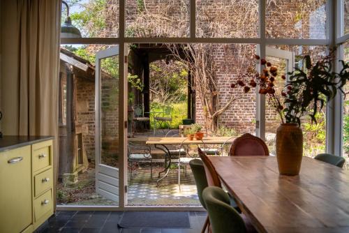 Lanaken House | Maas Suites - The French House