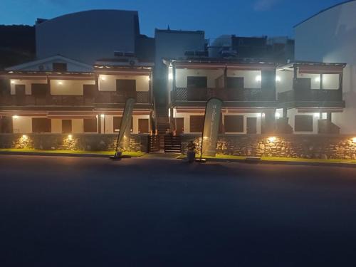 Nea Peramos Apartment | MAD'S Villas