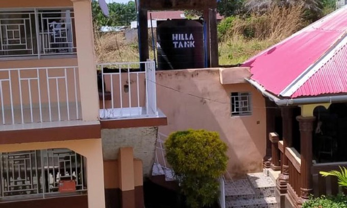Northern Province Hotel | Madam Nelis Guest House