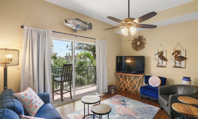 Madeira Beach Condo | 🌴 Madeira Bay Resort #306 – Stylish Two-Bedroom Retreat in the Heart of Madeira Beach