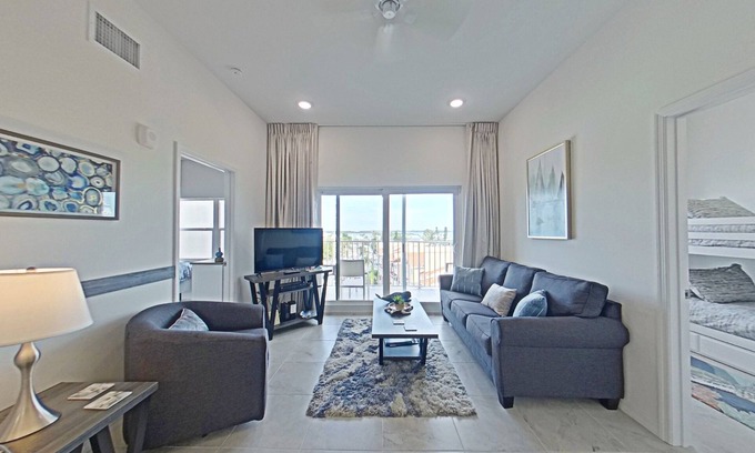 Madeira Beach Condo | 🐾 Madeira Bay Resort I #1601 – Spacious, Pet-Friendly Escape by the Shore