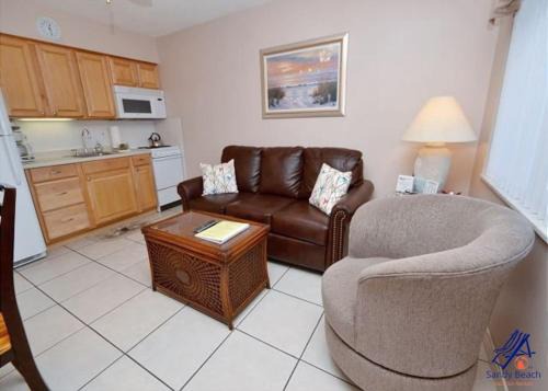 Madeira Beach House | Madeira Beach Tropic Breeze Unit 13 Second Floor