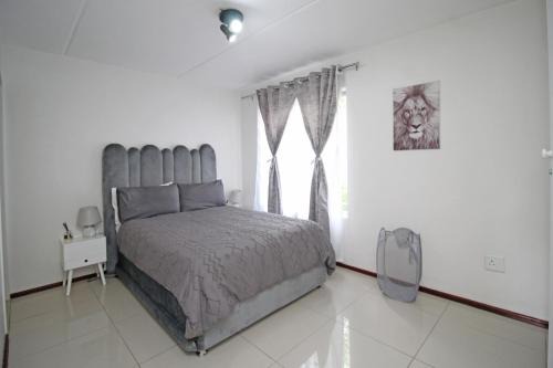 Sandown Apartment | Madison Palms apartment in Sandown