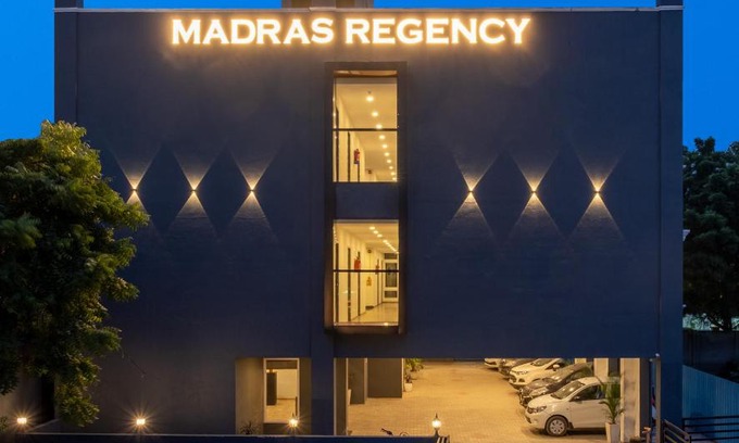 Arumbakkam Hotel | Madras Regency