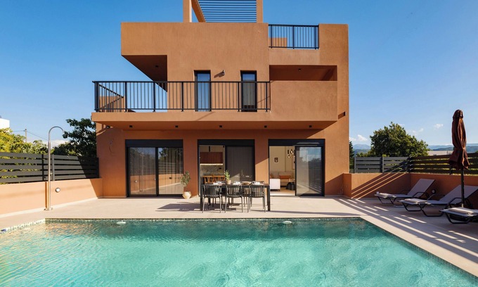 Potistiria Villa | Madre Tierra Boutique Villa 2