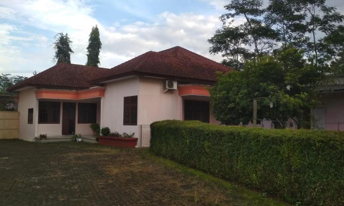 Temanggung House | Madureso asri homestay