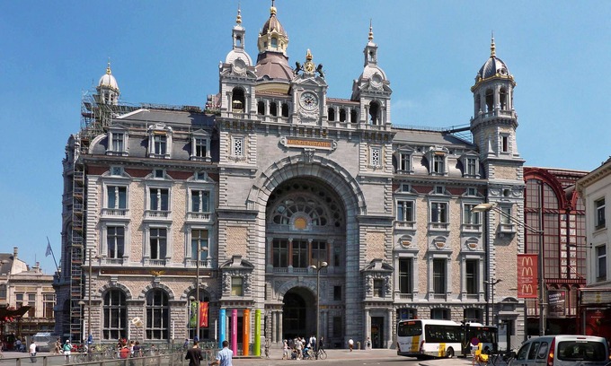 Jewish Quarter Hotel | Maek Hotel Antwerp Central - Handwritten Collection